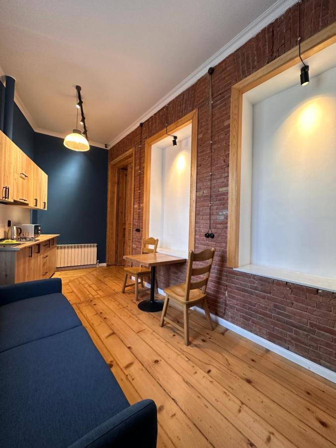 Apartment Riverside คูทายสิ ภายนอก รูปภาพ