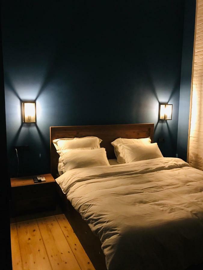 Apartment Riverside คูทายสิ ภายนอก รูปภาพ