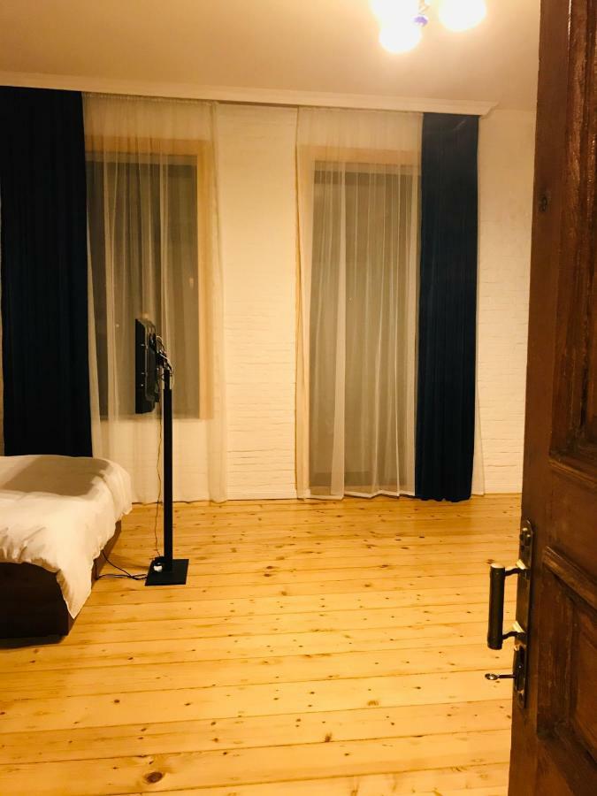 Apartment Riverside คูทายสิ ภายนอก รูปภาพ
